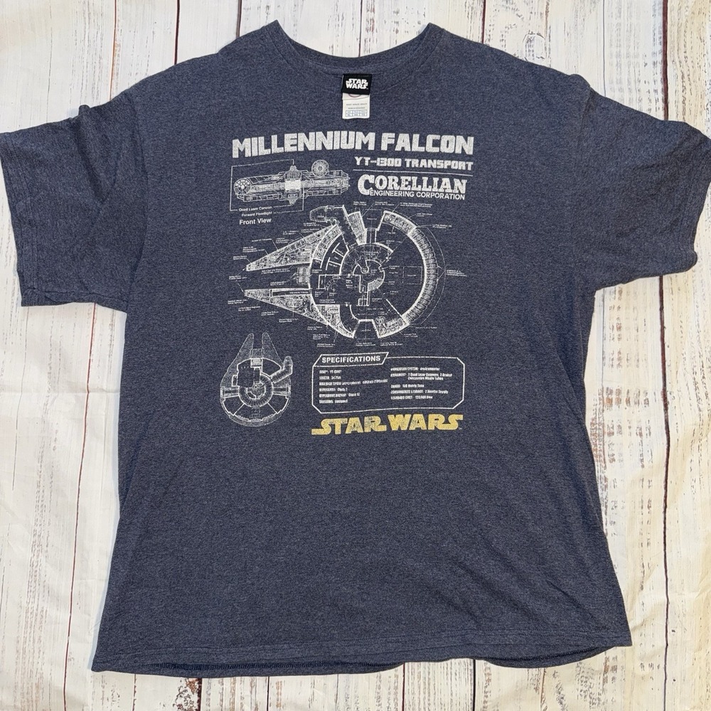 Star Wars Men's Millennium Falcon T-Shirt Graphic Print, Size XL